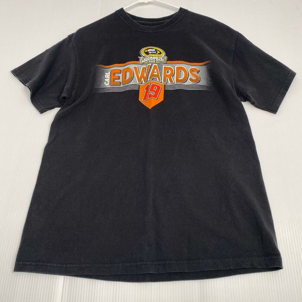 Vintage NASCAR Chase Authentic Carl Edwards Men's Short Sleeve T-Shirt size L.